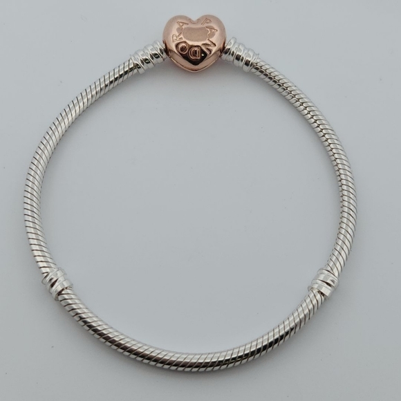 Pandora Moments Rose Gold Heart Clasp Snake Chain Charm Bracelet - Picture 4 of 5